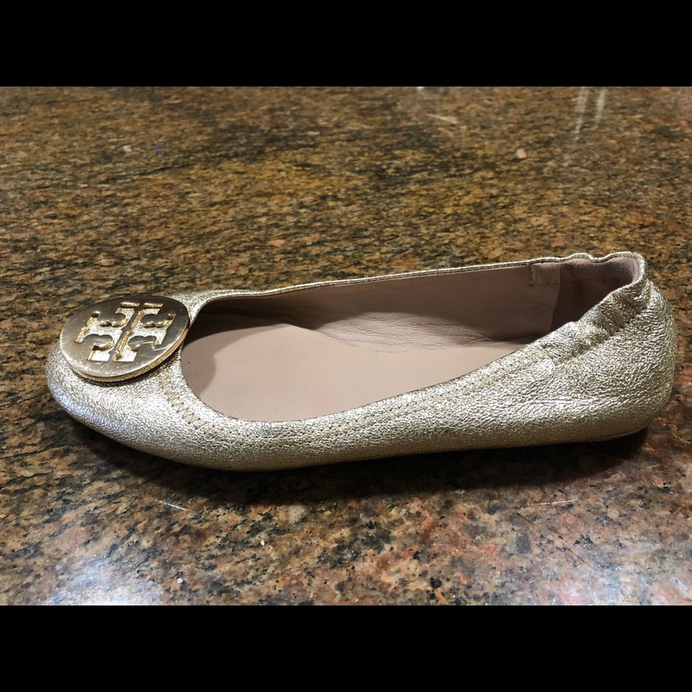 AUTH TORY BRUCH GOLD FLATS SIZE 6 - Picture 5 of 6
